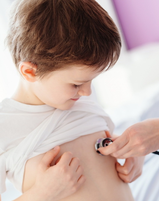 Il vaccino spray per l’influenza è sicuro anche nei bambini asmatici. Lo studio